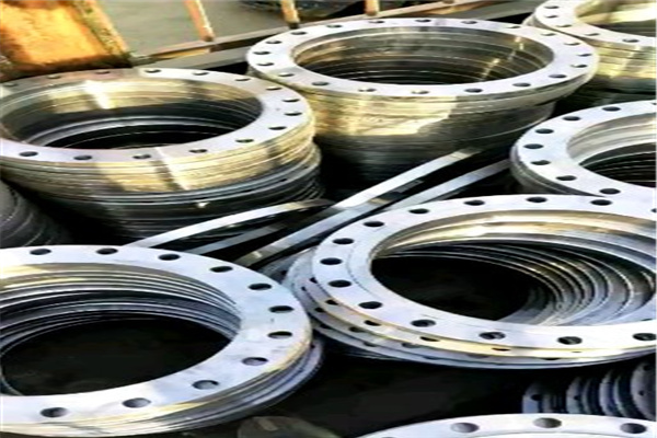 【爱游戏（ayx）中国官方网站】加强大房企大地块监管