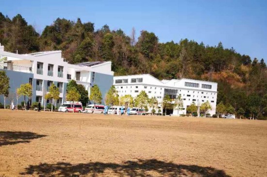 确诊乳腺癌，1份保单从申请理赔到打款的46天_ayx官方网站