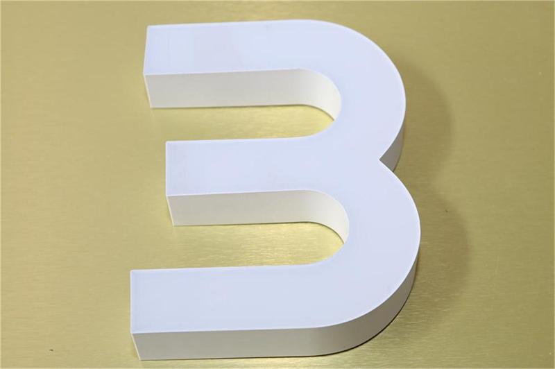 【爱游戏（ayx）中国官方网站】
万亿中国人寿一度大跌8%！昨日否认与其他保险公