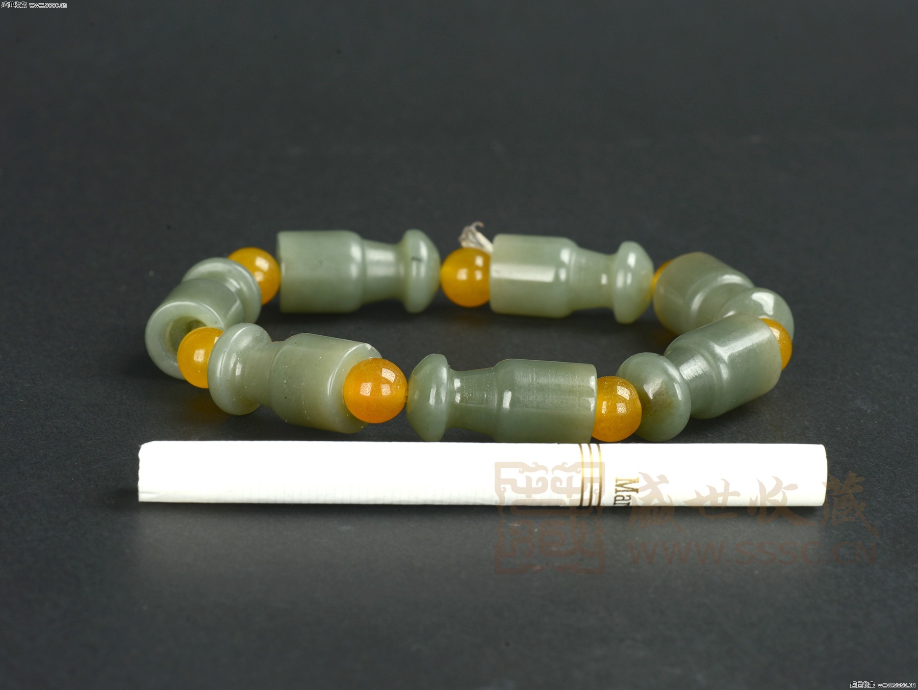 ‘爱游戏(ayx)中国官方网站’大佬博鳌热议万科股权之争:结局难料 顶万科团队(图2) ayx官网