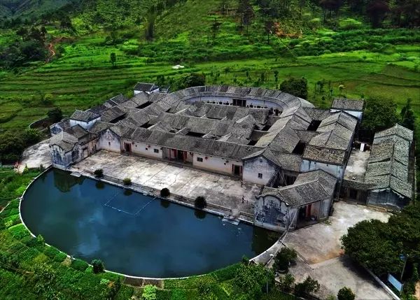 “ayx官方网站”亦庄海梓府直降40万元背后:去化率不足两成(图3) ayx官方网站