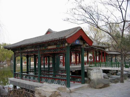 爱游戏(ayx)中国官方网站:搭平台赋能 品质农业头部联盟让农业走在希望的田野上(图1) ayx官网