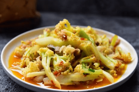 
买花菜 “散花”和“紧花”区别很大 教你怎样挑选 别再买错了【爱游戏（ayx）中国官方网站】(图8)