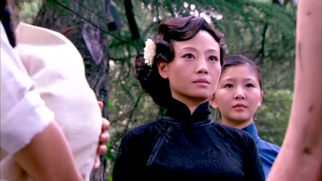 萌娃种土豆,播种新希望——记中四班种植活动-爱游戏(ayx)中国官方网站(图1) ayx官方网站